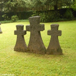 03ClausenKriegsgrbersttte22jun13.jpg