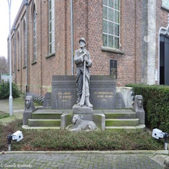 05kemzekemonumentzo16jan22.jpg