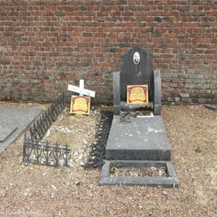 02FamilleureuxCommunaldo3jun21.jpg