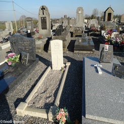 02EtroeungtComCemvr22ma19.jpg