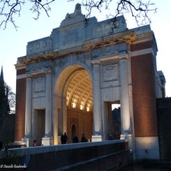 34MeninGate.jpg
