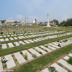 13WimereuxComCemdo2mei19.jpg