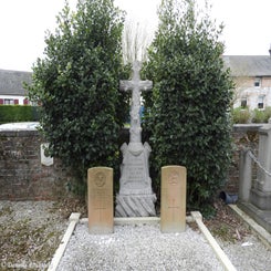 02eceulinchurchyardwoe19apr23.jpg