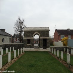 12FeuchyBCwoe27ma19.jpg
