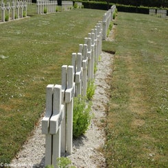 11AlbertFrenchCemeteryzo15jul18.jpg