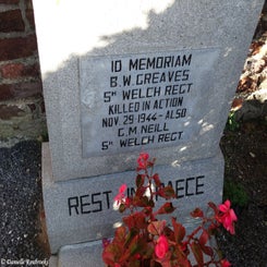 03HaelenRCChurchyarddo15nov18.jpg
