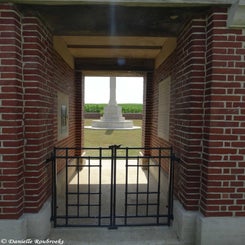 06SunkenRoadCemeterywoe17jul19.jpg