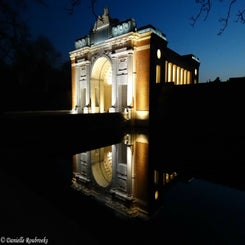 94MeninGate-1.jpg