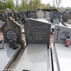 06sint-denijscommunalza15apr23.jpg