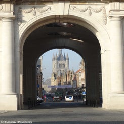 22MeninGate.jpg