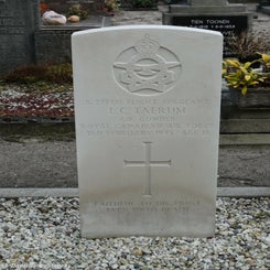 08OplooWesterbeekRCCemeteryzo18feb18.jpg