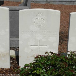09SebourgComCem.jpg
