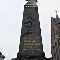 08stekenemonumentzo16jan22.jpg