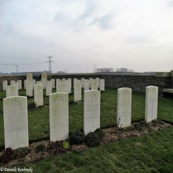 14NavalTrenchCemeterydi6feb18.jpg