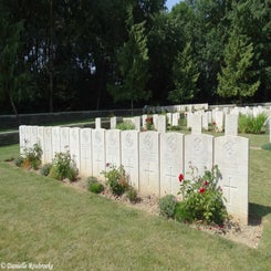 38BecourtMilitaryCemeterywoe17jul19.jpg