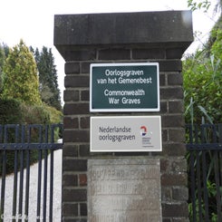 01zoelengeneralwoe5okt22.jpg