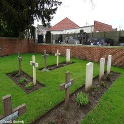 05CambrinChurchyardExtwo28ma18.jpg