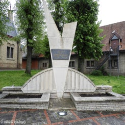 03rumbekemonumentwoe10mei23.jpg