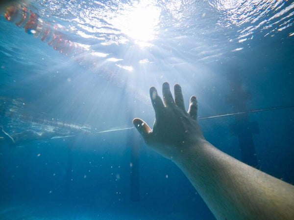 Don’t Let Me Sink - Mp3