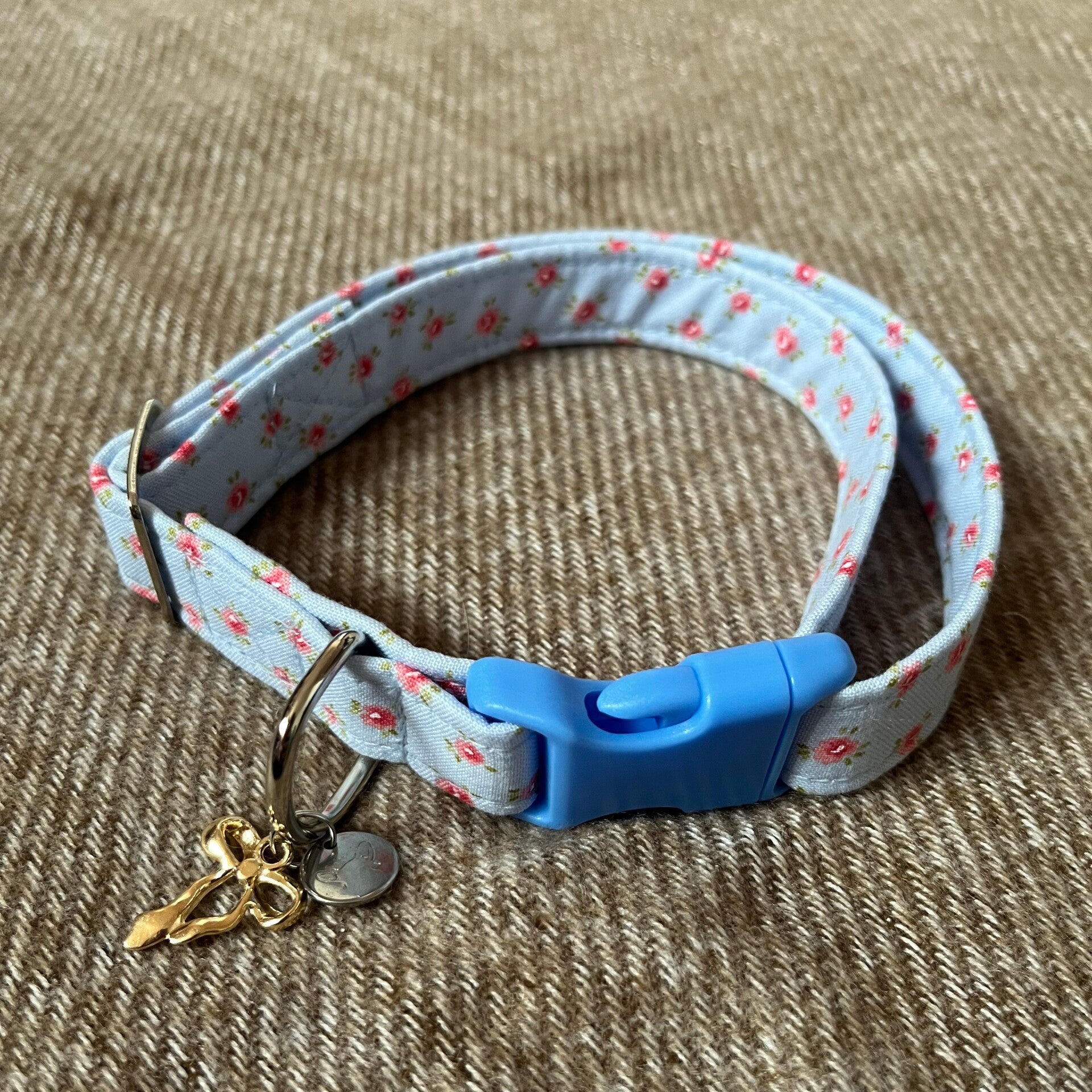 Daphne Collar