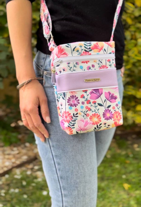 Pochette bandoulière grand format