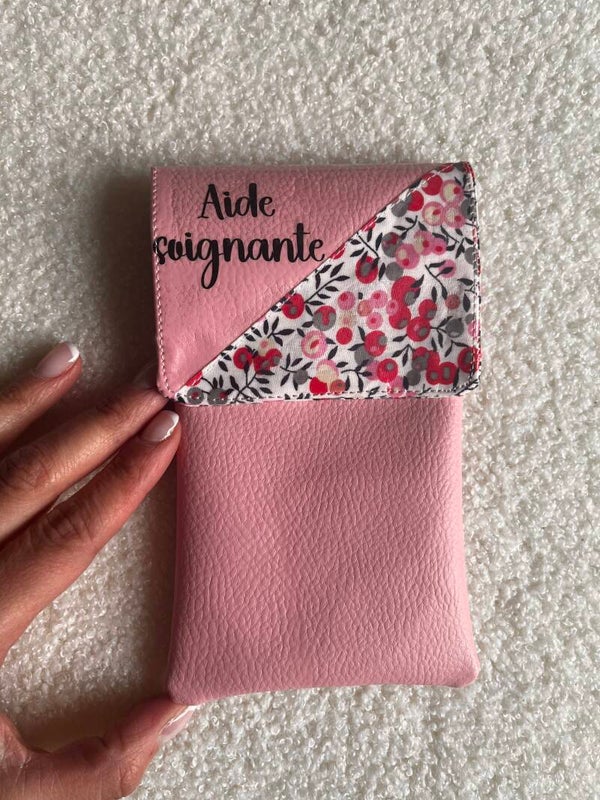 pochette soignant(e) personnalisée