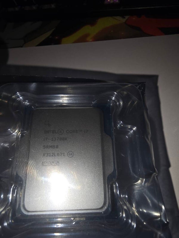 Cpu intel i7 13700k