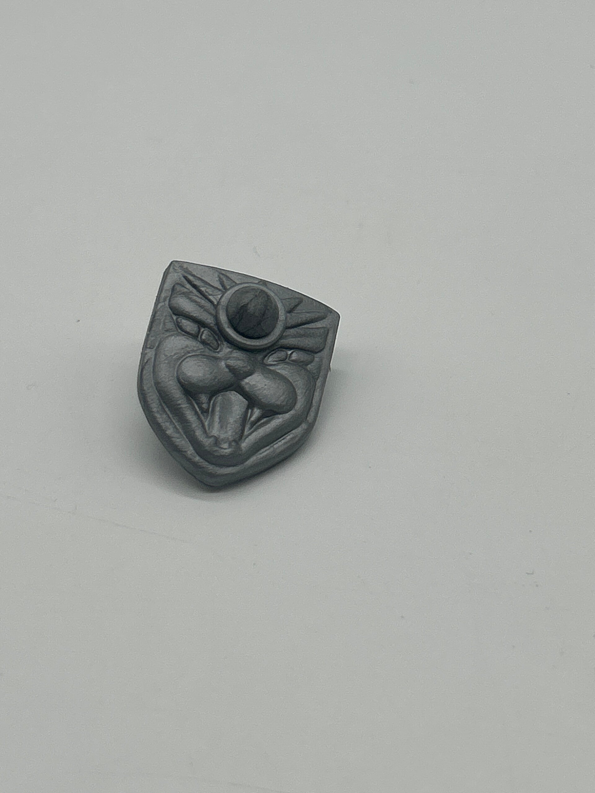 Catra Schild