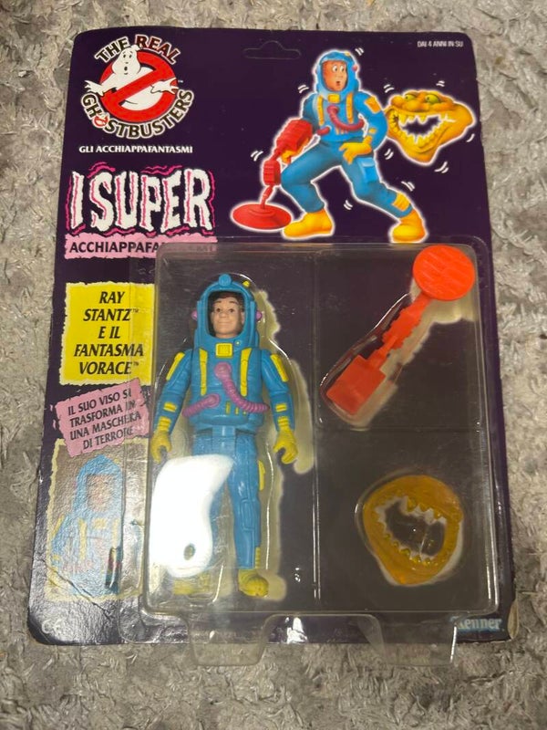 Super Fright Features Ray