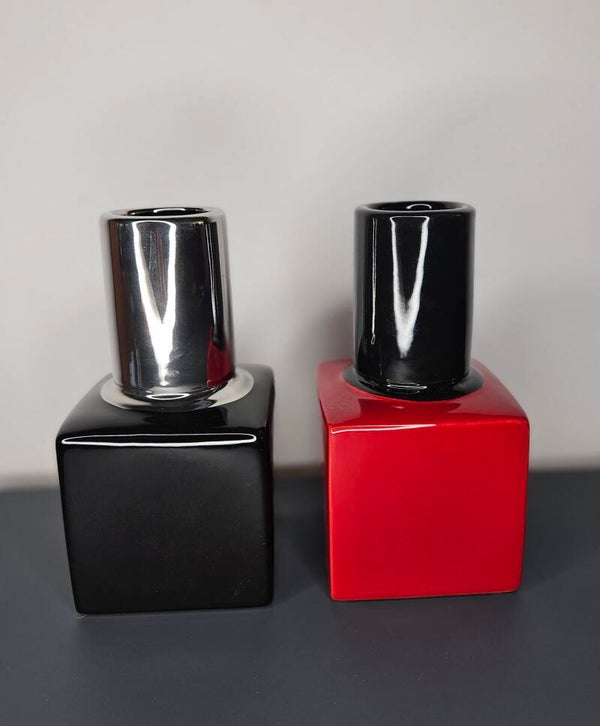 Vaas nagellak, 2 mod H.18cm