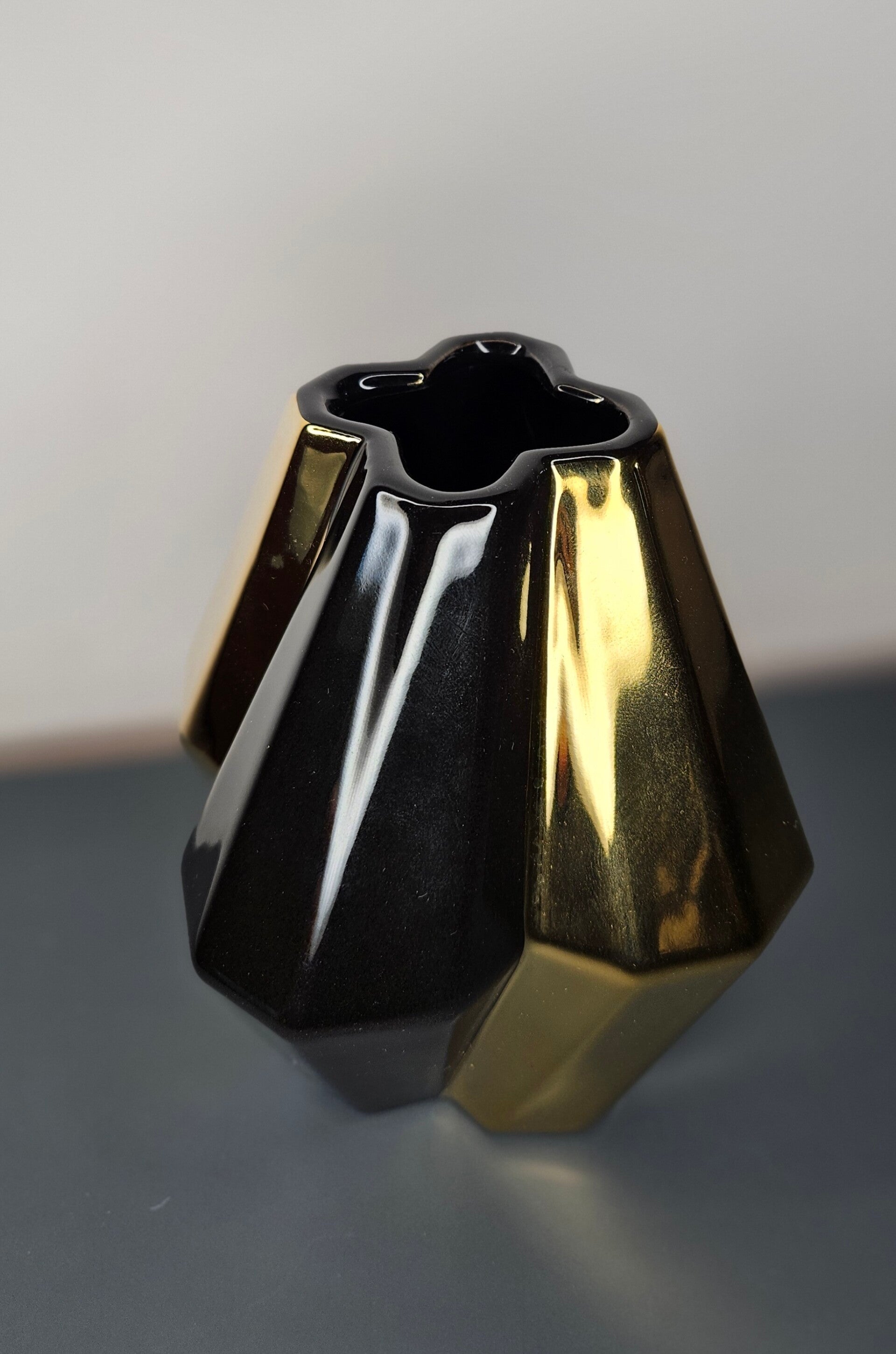 Vaas 'Canto' Z/G 2stuks. H.15cm