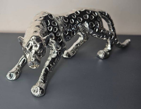 Beeldje "Cheetah", antiek zilver H.8.50cm