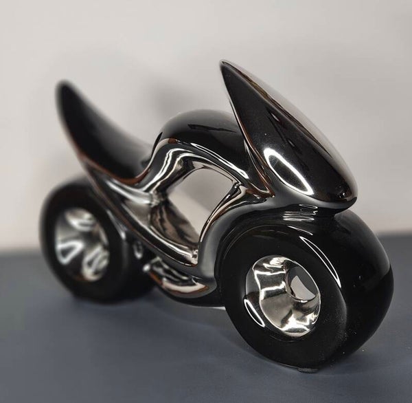 Beeldje, motor "Race" H. 15.50cm