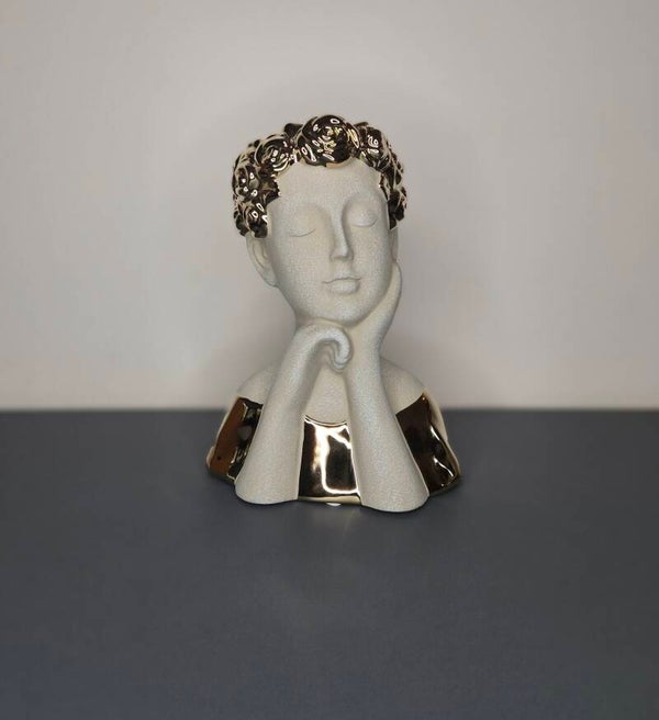 Vaas "Golden lady" H.25.cm