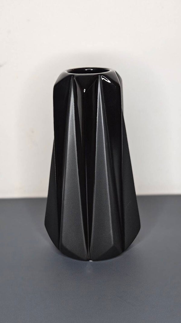 Vaas "Pantheon" zwart H.25cm