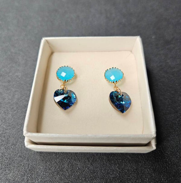 Crystal heart pendant earrings studs, gold plated