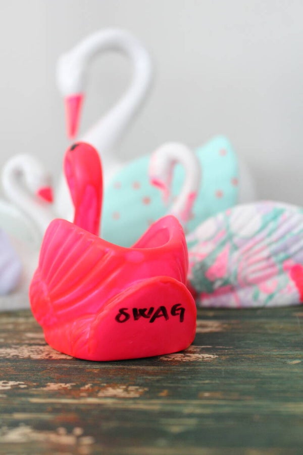 Fancy Swan- Joutsenet