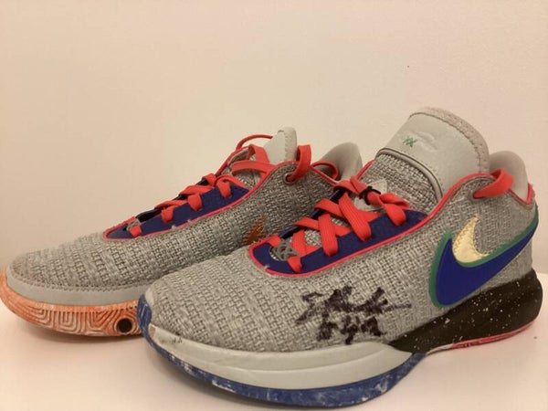 Lebron 20