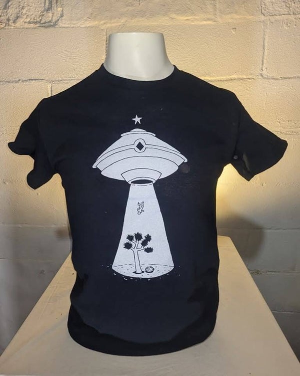 "Alien Abduction 2" T-shirt White Design