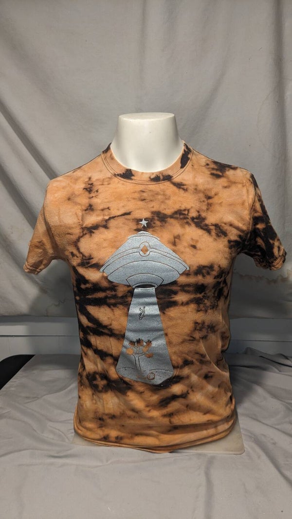 "Alien Abduction 2" T-shirt Silver Shimmer Design Tie Dye Small