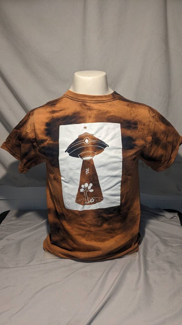 Original "Alien Abduction" T-shirt White Design Tie Dye Medium
