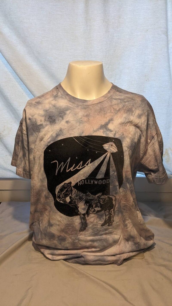 "Miss Hollywood in Hollywood" T-shirt Black Design Tie Dye XL