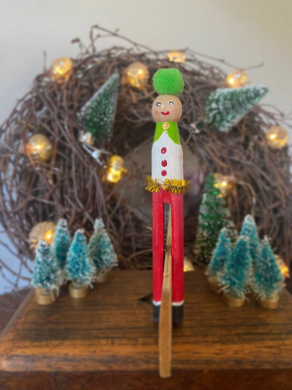 Vintage wasknijper elf