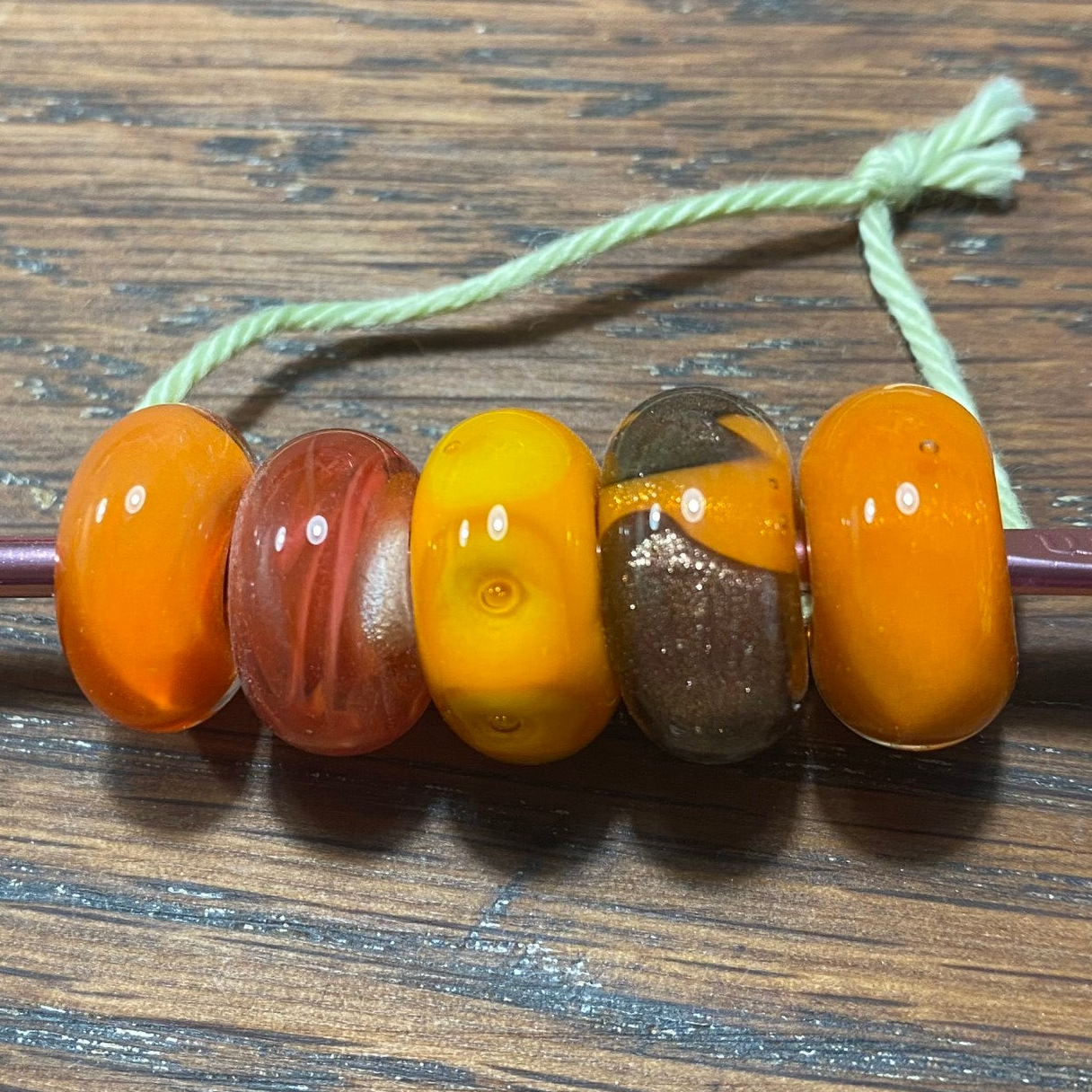 Glaskralen oranje set (5 stuks)