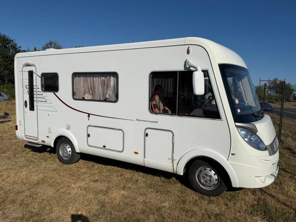 Magnifique HYMER B544 - Première main - état irréprochable - immense salon face à face