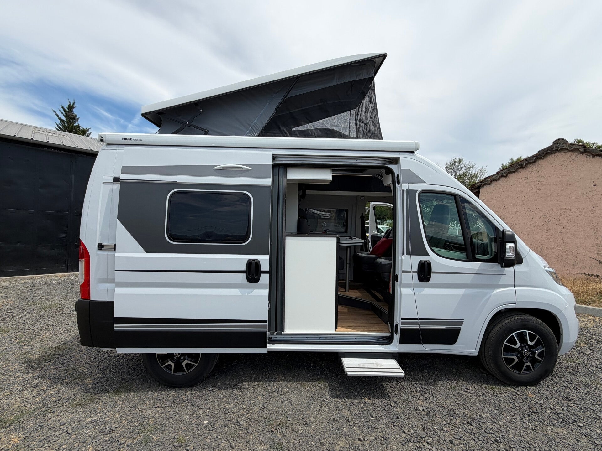 Fourgon toit relevable ELIOS 54T - 2026 - 1900 km