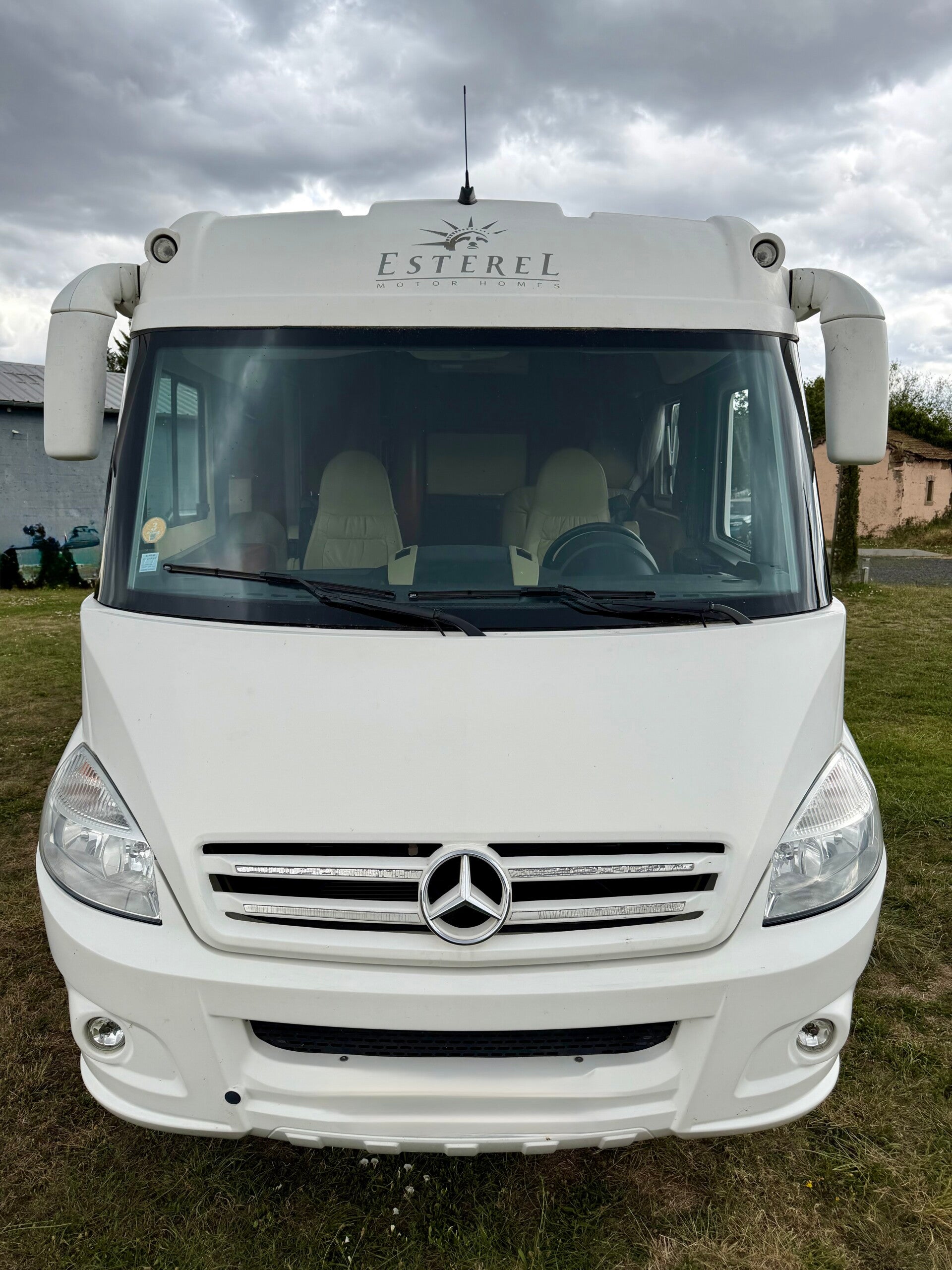 Esterel 24 - Mercedes 6 cylindre 180cv - 68000km