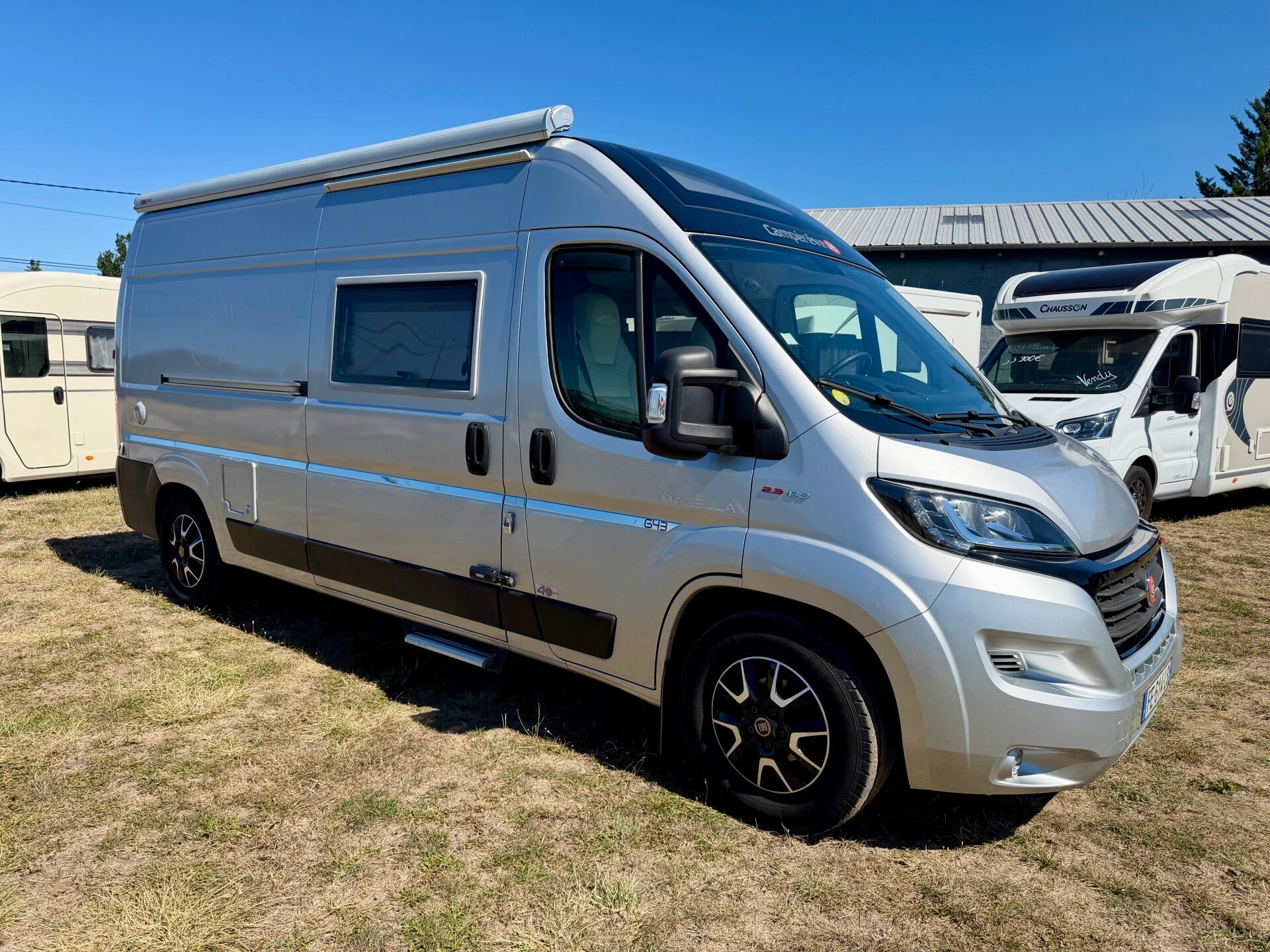 Fourgon CAMPEREVE Magellan 643 édition 40 ans - 180 cv