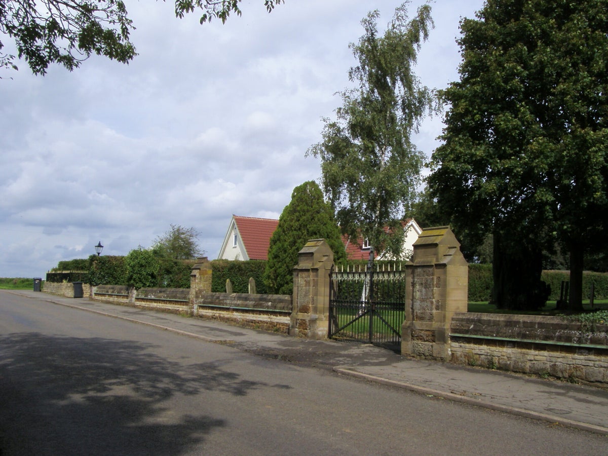 Cemetery Finedon Photographs