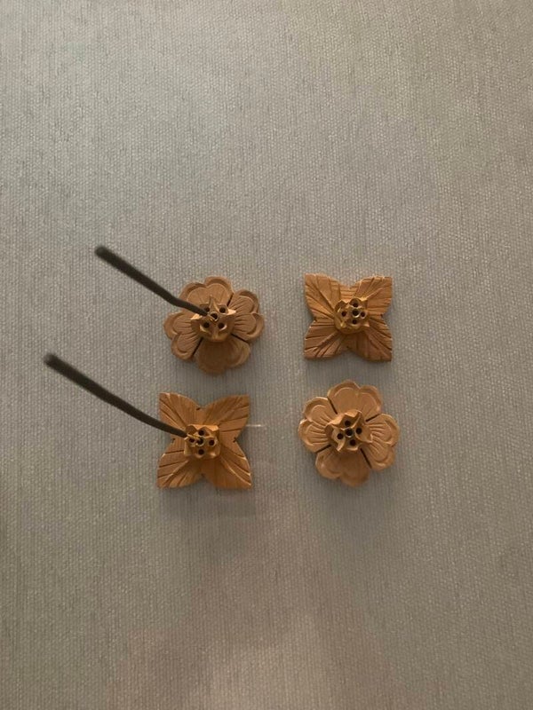 PORTA INCIENSO FLOR MADERA 6CM